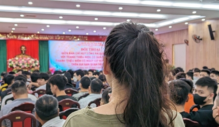 Viện KSND quận Hà Đông phối hợp với Cơ quan CSĐT Công an quận Hà Đông...